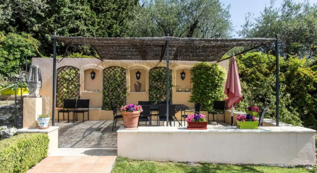Mas Du Roc BedBreakfast