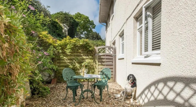Апартаменты Luccombe Villa Holiday Apartments