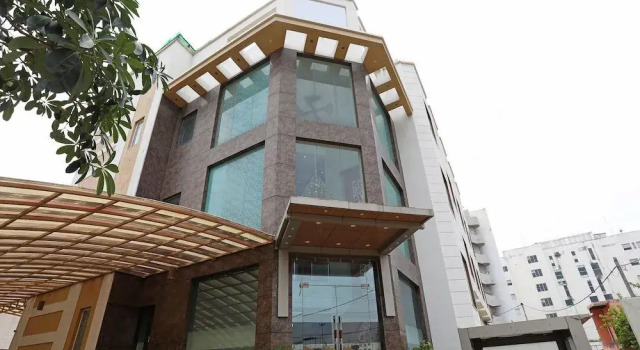 Qcent Gurgaon by Pacific Inn, Забронировать Отель Отели Гургаон 3 звезды, рядом с Management Development Institute, 3*