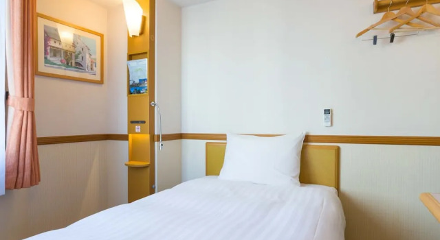 Одноместный номер Economy Toyoko Inn Niigata Ekimae