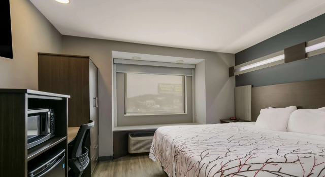 Двухместный номер Standard SureStay Plus Hotel by Best Western Sevierville