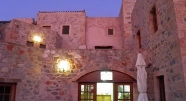 Lithochtisto, Prenota Hotel Hotel a Peloponneso con parcheggio, Parcheggio