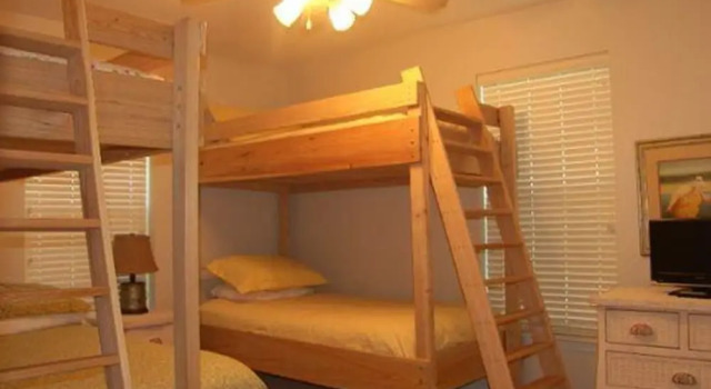 Yellow Bird Apartment 4 Bedroom, Rezerwuj Apartament Indian Pass Panhandle Florida