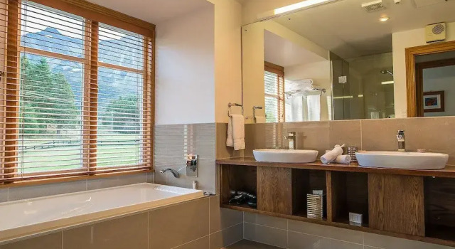 Полулюкс Grasmere High Country Bed & Breakfast Lodge