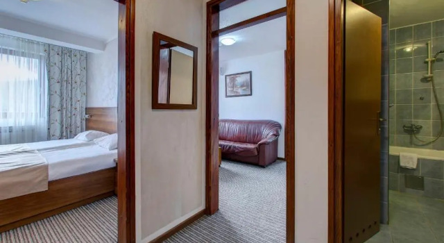 Апартаменты Hotel Damis