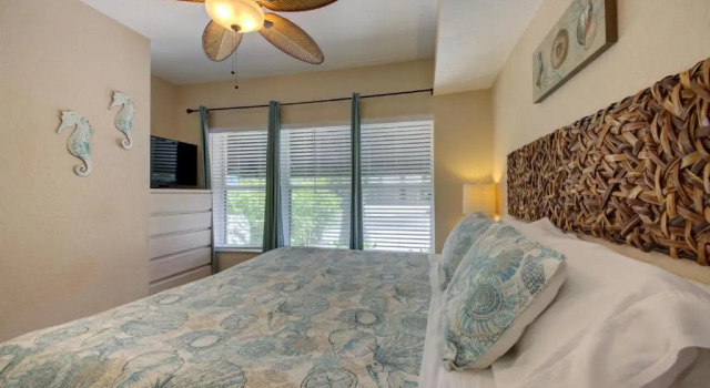 Апартаменты The Ringling Beach House