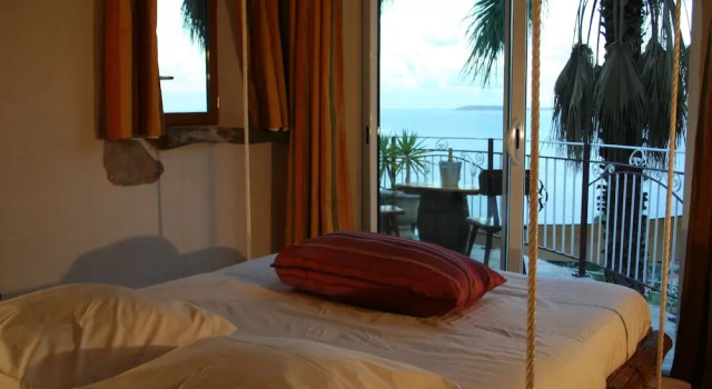 Le Balcon des Iles d'Or, Забронировать Отель Отели Ле-Лаванду с бассейном, Бассейн