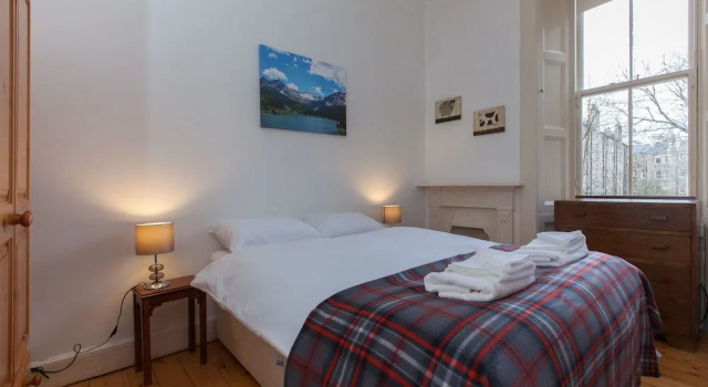 2 Bedroom Central Apartment, Забронировать Апартаменты/квартира Эдинбург Midlothian, рядом с Dean Village