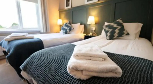 Summerfield Lodge B&B, Book Bed and Breakfast Youghal County Cork