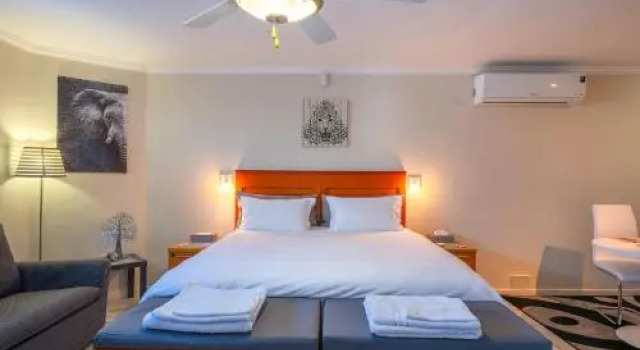 Pro Monis Guesthouse, Buchen Sie Hotel Muizenberg False Bay