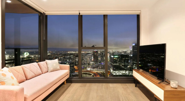 Orange Stay at Melbourne Quarter, Забронировать Отель Отели Мельбурна 3 звезды, рядом с Melbourne Sports Tours, 3*