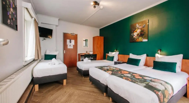 Четырёхместный номер Standard Hotel Keur