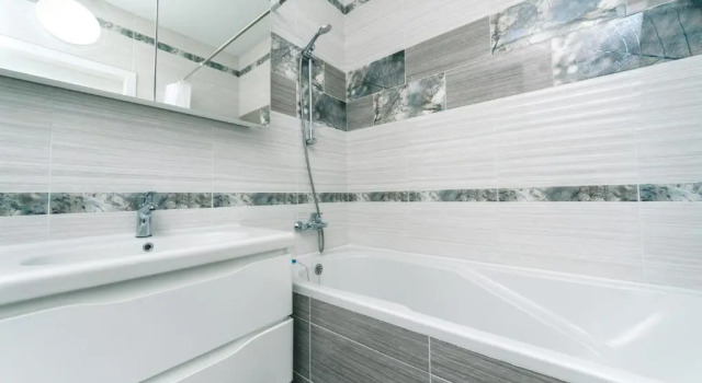 Апартаменты Superior FlatRent Drahomanova 2a, Генератор! ліфти вода опалення