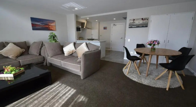 Modern Two Bedroom Epsom Apartments, Забронировать Апартаменты/квартира Отели Окленда с парковкой, рядом с One Tree Hill Domain, Парковка