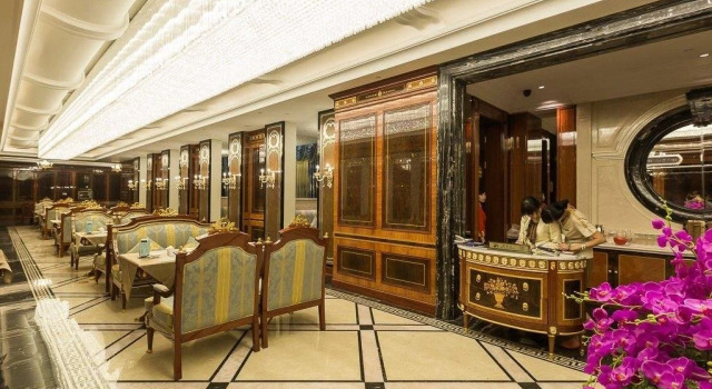Royal Garden, Rezerwuj Hotel Haimen Jiangsu
