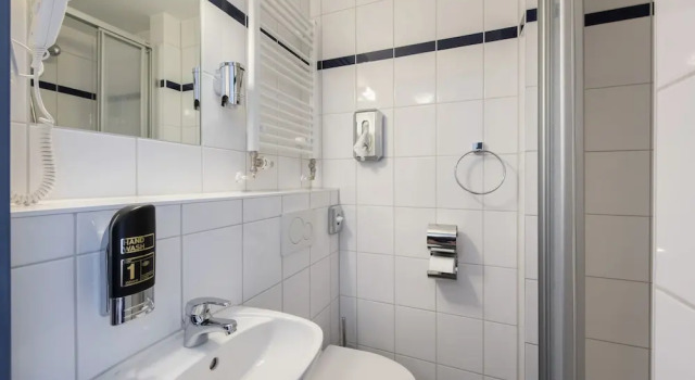 Plus Double room a&o Berlin Mitte