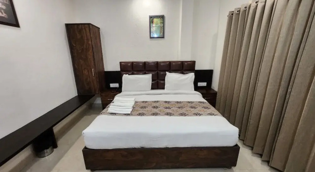 The Nirvana By Urban Galaxy, Book Hotel Amritsar Punjab