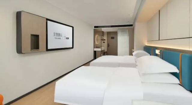 Yizhi Hotel Shamian Island Pearl River Night CruiseWharf Yongqingfang Huangsha Metro Free Deliver Service toCanton Fair ComplexDuring Canton FairPeriod, Забронировать Отель Отели Гуандун 4 звезды, 4*
