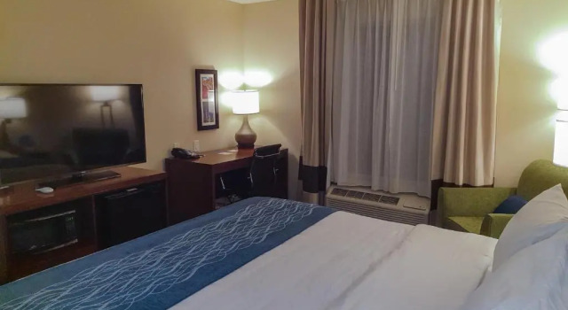 Номер Standard Comfort Inn & Suites Logan Near University