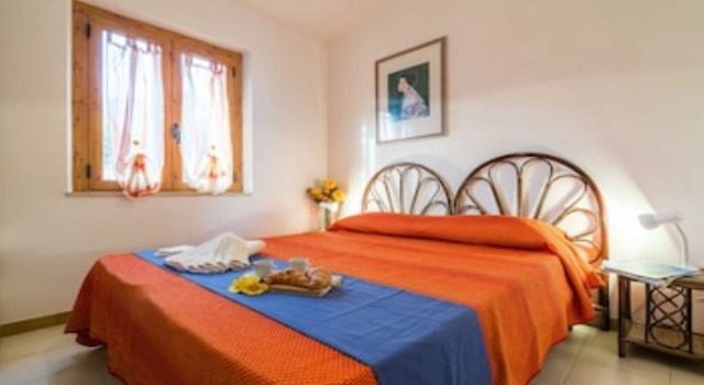 Locazione Turistica Casa Limoni, Book Hotel Cala Gonone Gulf of Orosei