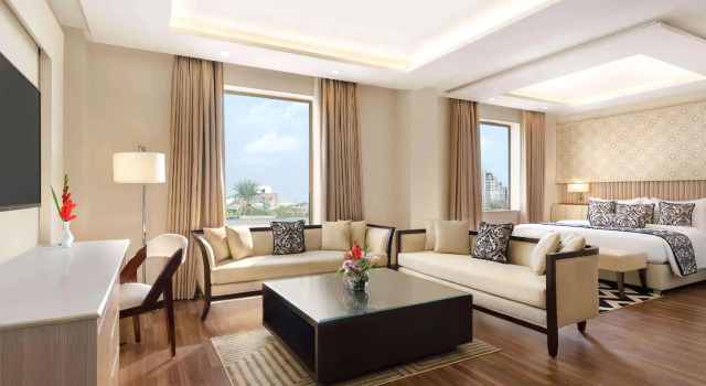 Полулюкс Ramada by Wyndham Lahore Gulberg II
