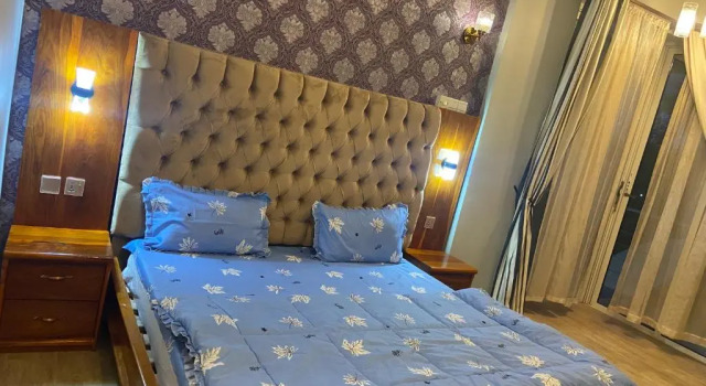 ROJO’s FULLY-FURNISHED 3-BEDROOM CONDO, Buchen Sie Ferienwohnung Hotels in Daressalam mit Pool, Schwimmbad