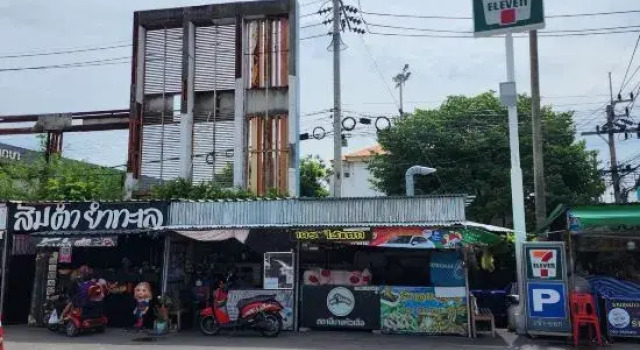 Irich residence South Samrong 6 Kms BTS-Pu Chao, Забронировать Отель Пхра-Прадэнг 
