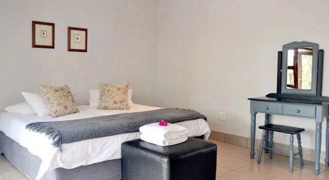 Шале с 4 комнатами Newburg Lodge & Luxury Bush Tents, Elements Private Golf Reserve