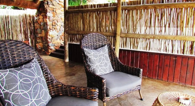 Люкс с видом на реку Buhala Lodge