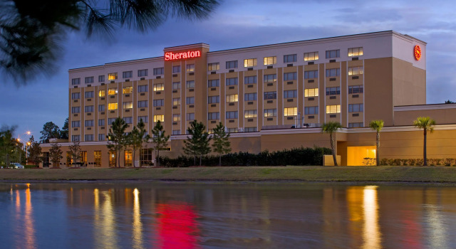 Sheraton Jacksonville Hotel, Забронировать Отель Джэксонвилл штат Флорида