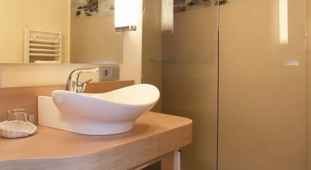 Трёхместный номер Business Hotel Simonshof