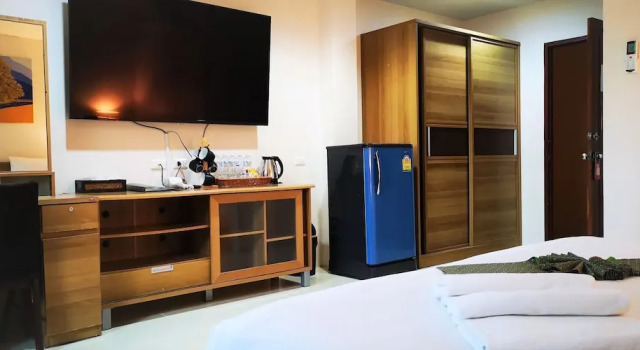 Семейный номер с видом на горы Seven Seas Hotel Patong Beach