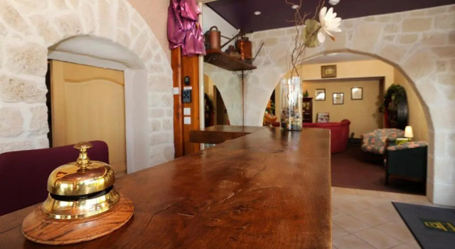 Logis Hotel Des Grands Vins, Prenota Hotel Fleurie Beaujolais