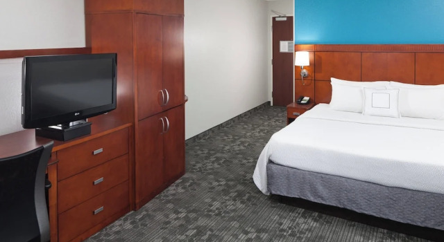 Двухместный номер Standard Courtyard by Marriott Hattiesburg