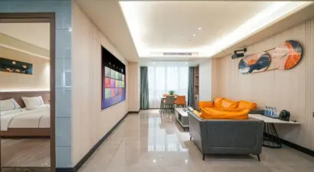 Люкс Deluxe Yiyuehong Hotel (Minnan Shuixiang Branch)