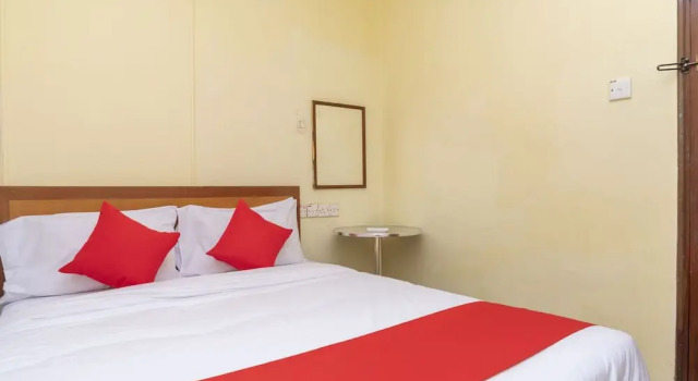 OYO 536 Fully Hotel Johor Jaya