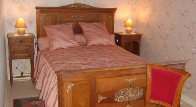 Gîte Saint-Héand, 2 pièces, 2 personnes - FR-1-496-144, Book Lejlighed Hoteller i Rhône-Alps med parkering, Parkering