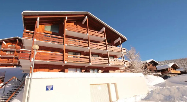 Appartement Les Saisies, 2 pièces, 4 personnes - FR-1-293-239, Забронировать Апартаменты/квартира Отели Ле-Сейсье с парковкой, рядом с Родельбан Mountain Twister, Парковка