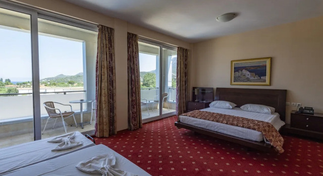 Семейный номер Standard с балконом и с видом на море Dolphin Resort & Conference