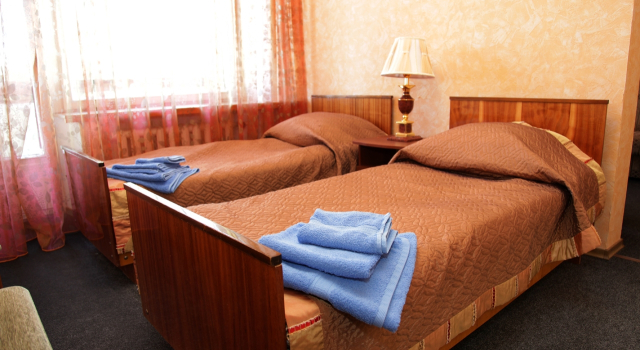 Uglich, Prenota Hotel Uglich 
