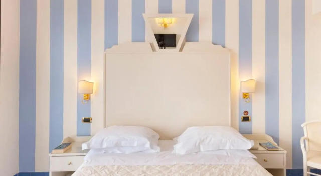 Двухместный номер Standard с балконом и с видом на море Hotel Bristol