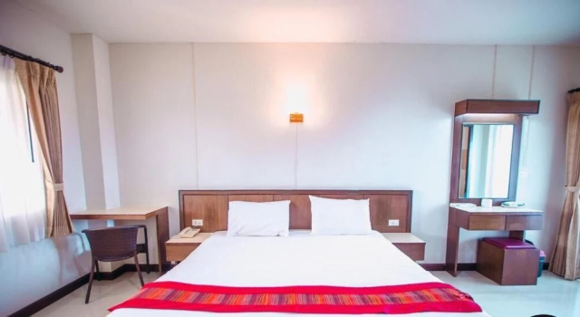 Двухместный номер Standard с балконом Bander Hotel