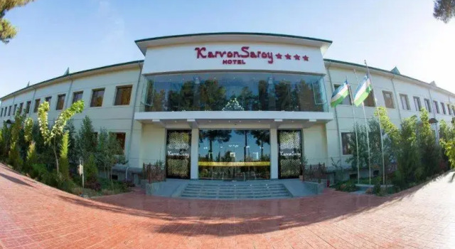 Karvonsaroy, Забронировать Отель Отели Manguzar с парковкой, Парковка