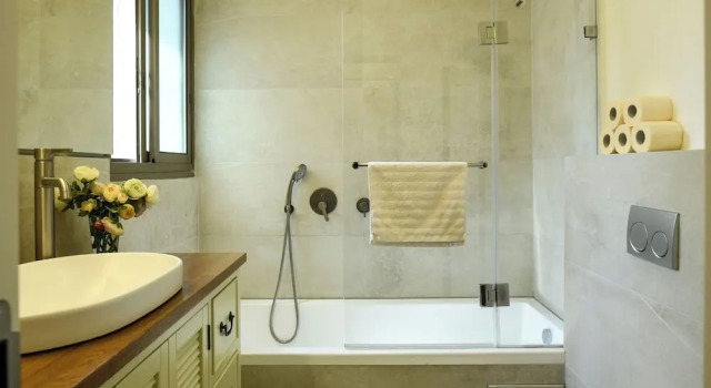 Апартаменты Coastline Family Triplex by Sea N' Rent