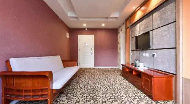 Люкс Deluxe Super 8 Hotel (Beijing Gucheng Subway Station)