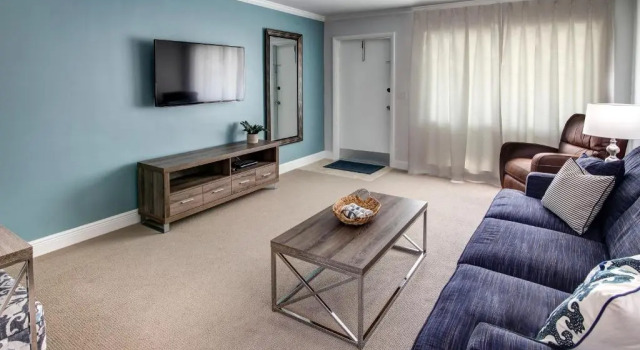 Апартаменты May-Dee Suites in Florida