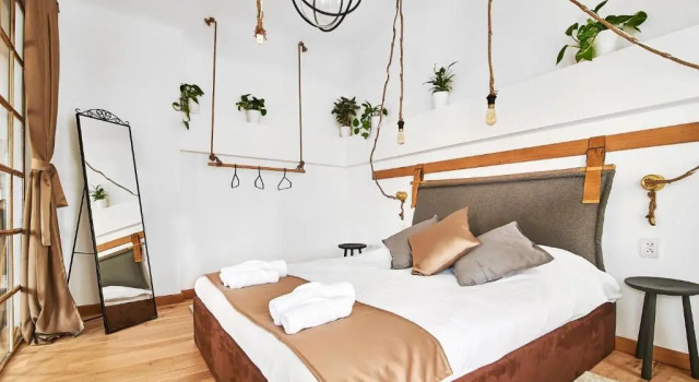 Апартаменты Attic Downtown by CityLife Suites