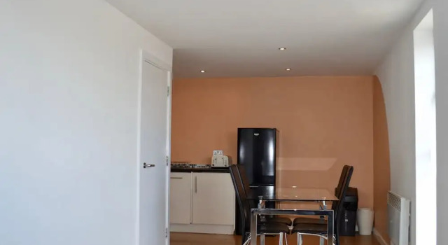 Comfortable 3 Bedroom Apartment in Manchester