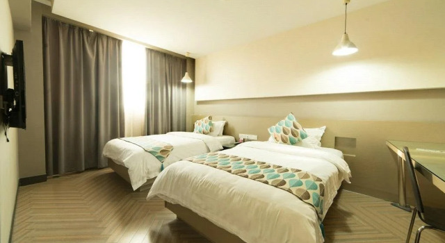 NanYuan Inn Selection W Ring Road Railway Station