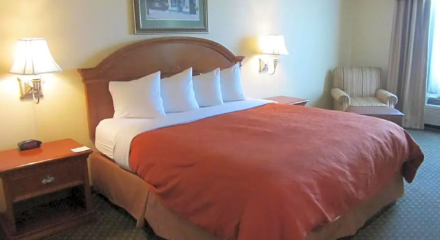 Студия Country Inn & Suites by Radisson, Amarillo I-40 West, TX